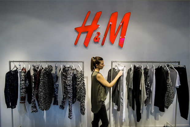 H&M начал процесс ликвидации российского бизнеса: как просто заказать вещи знаменитого массмаркета в Россию